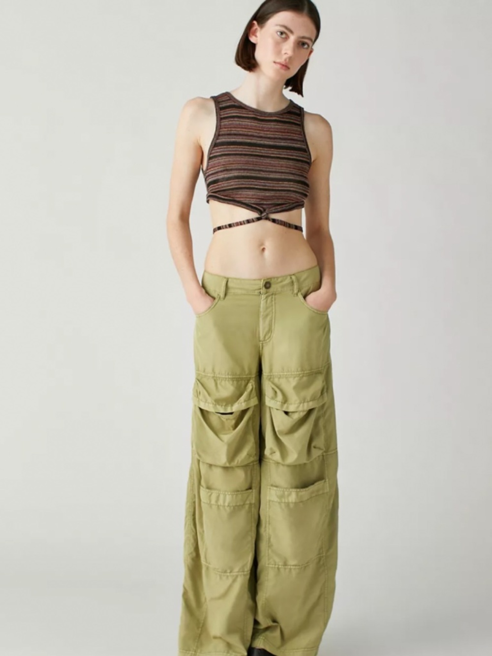 Urban renewal cut out tie back top